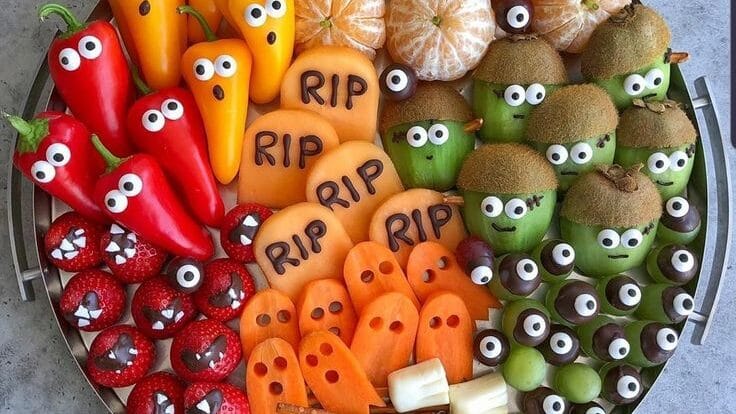 Crafting Creepy Flavors: Delicious Spooky Snacks for Halloween