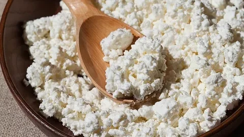 Cottage Cheese and Nut Butter Dip