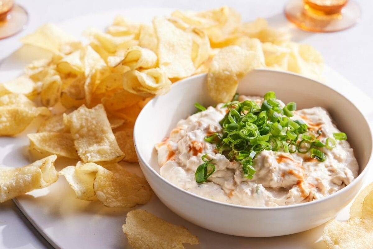 Easy Rotel Dip Recipe: Crowd-Pleasing Appetizer