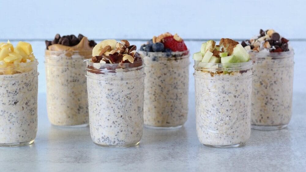 Overnight Oats with Toppings